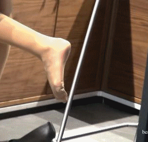 CANDID SHOEPLAY HOSTESS MOTOR SHOW 228 PART 1 AND PART 2